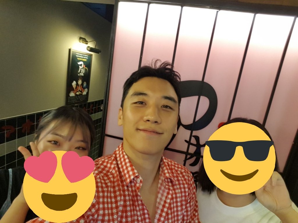 Seungri spotted in Seoul 2017-07-27 (1)