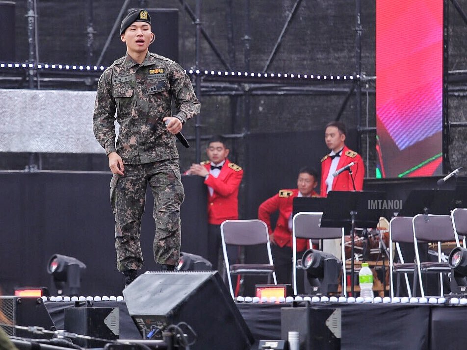 videos-photos-taeyang-and-daesung-rehearsals-for-100th-provisionary-government-concert-today-2019-11-04