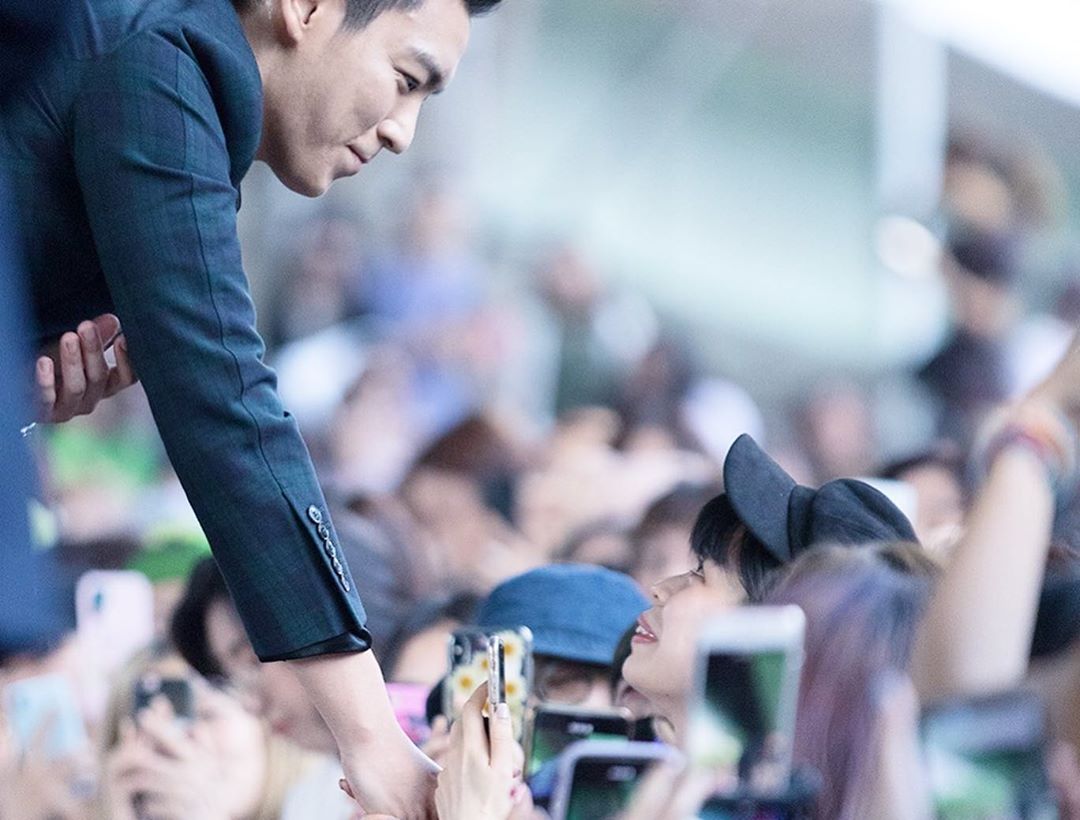 Even though I am not proud of myself, I would like to express my deepest gratitude to all the fans who made time and efforts to share this moment with me.I will make sure to reflect on my self and repay the hurts and disappointments I caused to you.Again, thank youUntil I see you again.. love, T.O.P.
