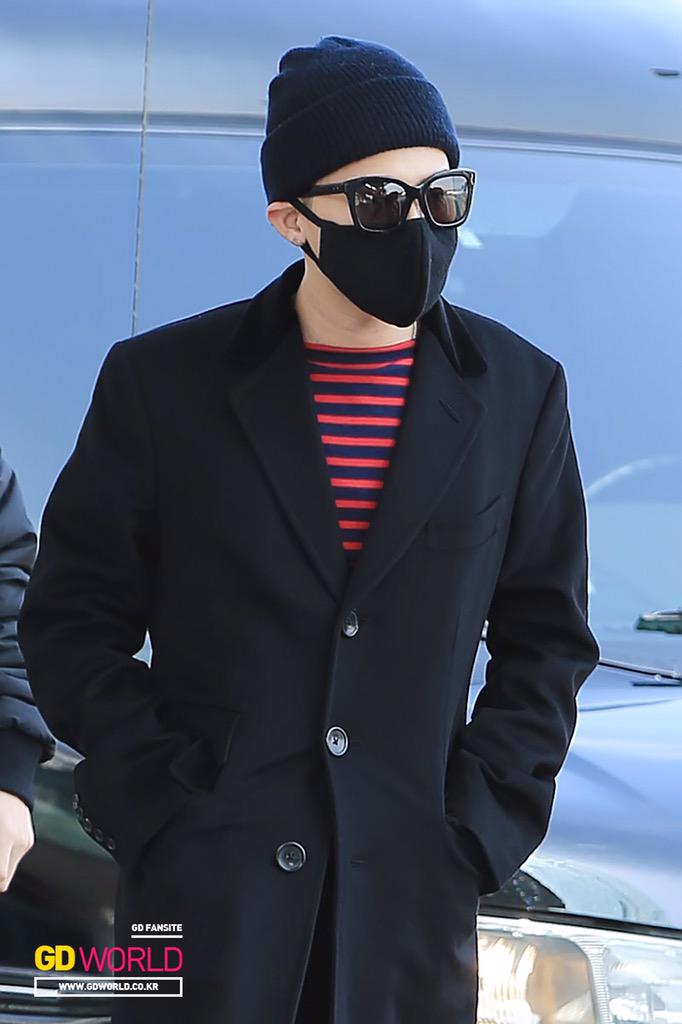 BIGBANG - Incheon Airport - 01apr2015 - G-Dragon - GD World - 01.jpg