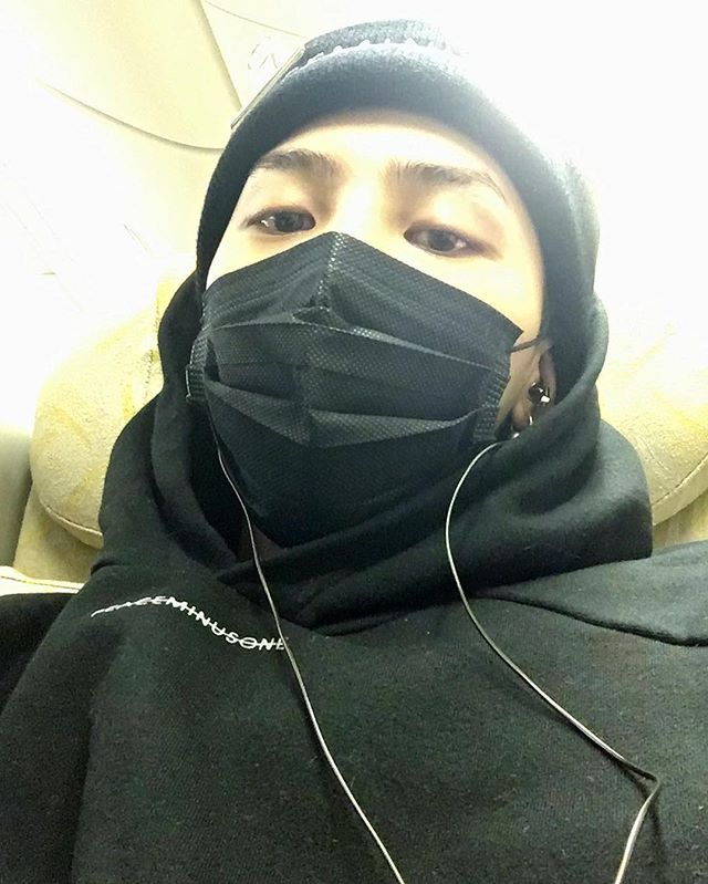 G-Dragon Instagram Jan 20, 2017 7:37pm Off to HK