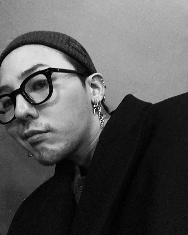 G-Dragon Instagram Feb 28, 2017 12:33am 🏿