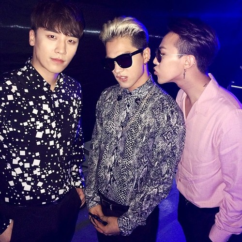 Instagram Update by Seungri: We in Guangzhou 🇨🇳 for...